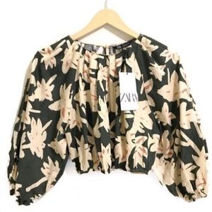 New With Tags Zara Printed Balloon Sleeve Crop Top